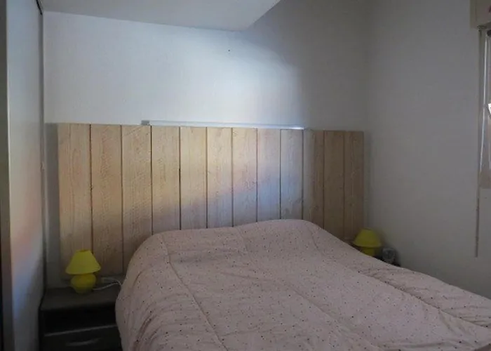 Vakantiehuis Charmante Maison Climatisee Avec Terrasse, Parking Prive A 600m De La Plage, Pour 6 Personnes - Fr-1-529-46