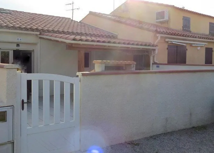 Vakantiehuis Charmante Maison Climatisee Avec Terrasse, Parking Prive A 600m De La Plage, Pour 6 Personnes - Fr-1-529-46 *
